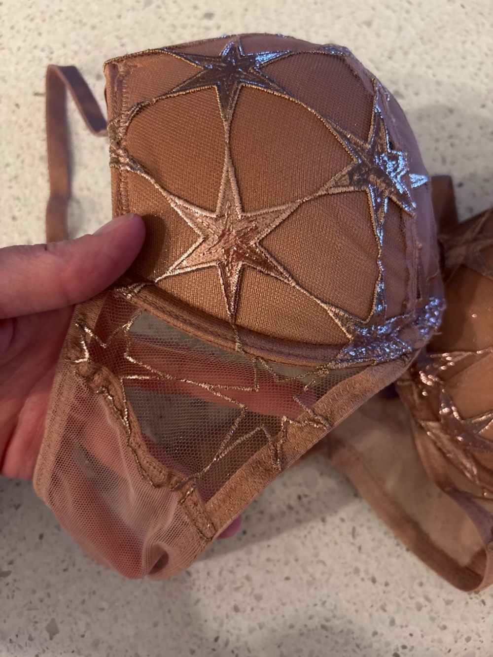 Victorias Secret Bra & String Thong - Picture 4 of 5